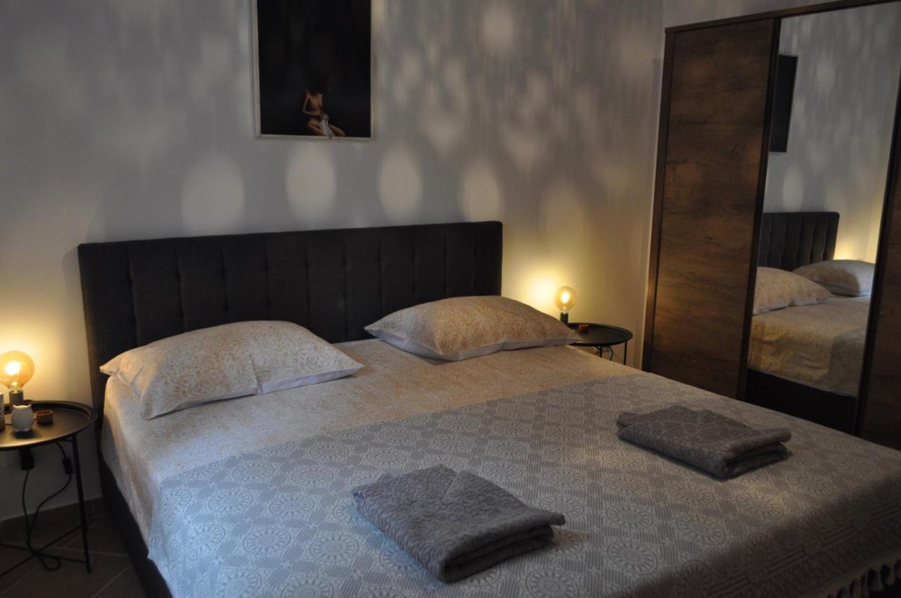Kamenjak Volme, Cousy House With Pool Banjole Bagian luar foto